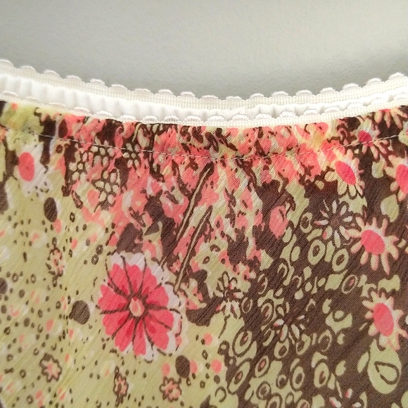 Kim Rogers Petite 90s Y2K Brown, Pale Green, & Pink Ruffle Midi Skirt - Picture 3 of 8